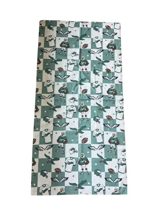 Checkered Birds Beach Towel